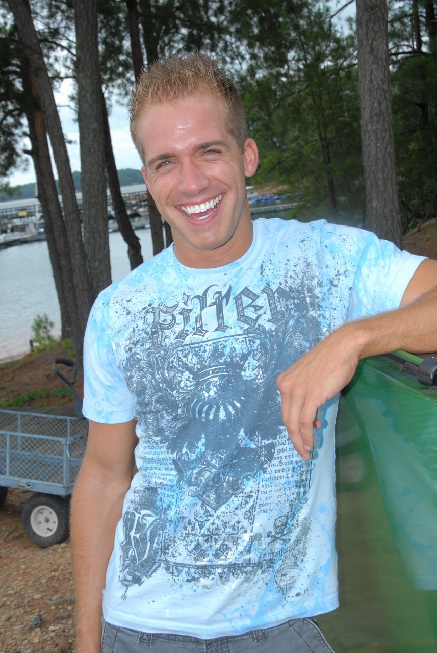 Cruising Guys picture sample number 5