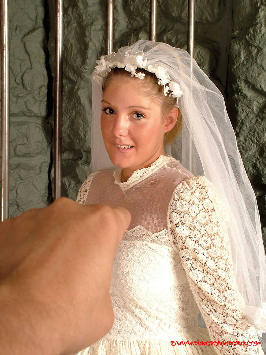 Dungeon Virgins picture sample number 4