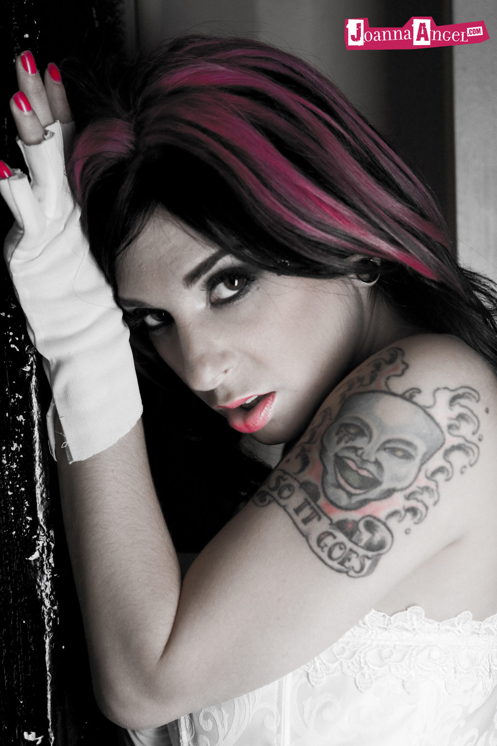Joanna Angel picture sample number 2
