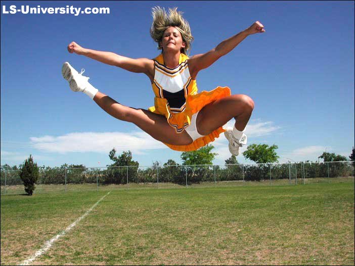 LS University Cheerleaders picture sample number 1