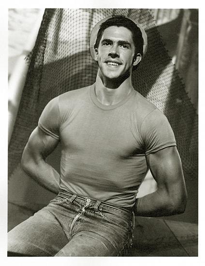 Vintage Gay Male picture sample number 2