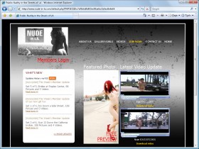 Nude in LA screenshot