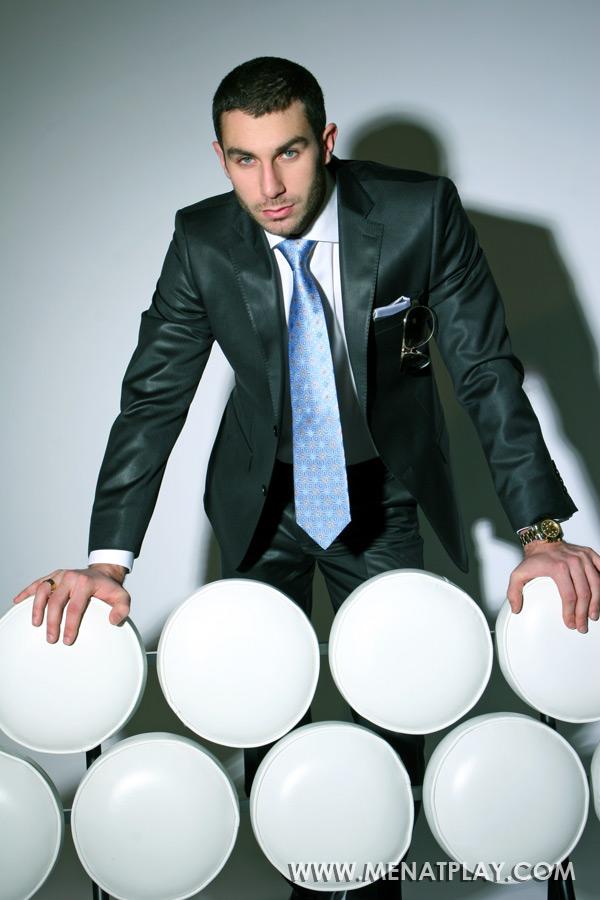 Men at Play picture sample number 5